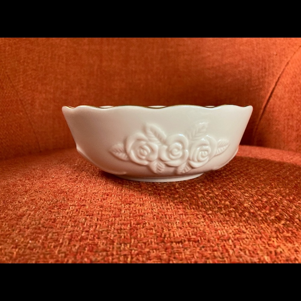 Classic  Lenox Rose Blossom bowl